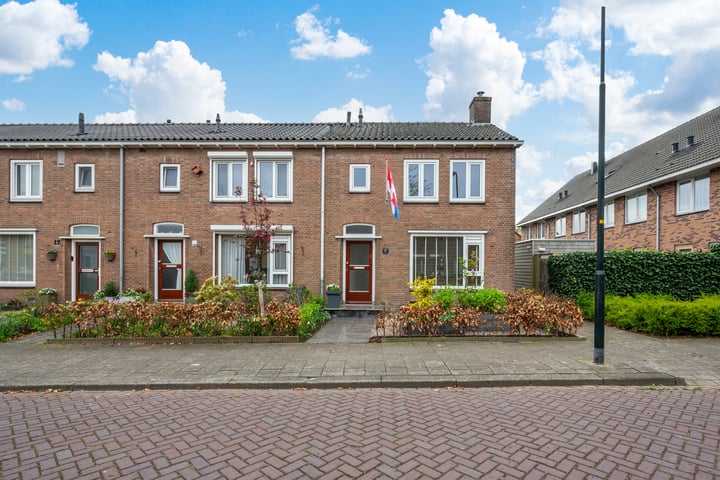 Frans Halslaan 21 in Apeldoorn foto