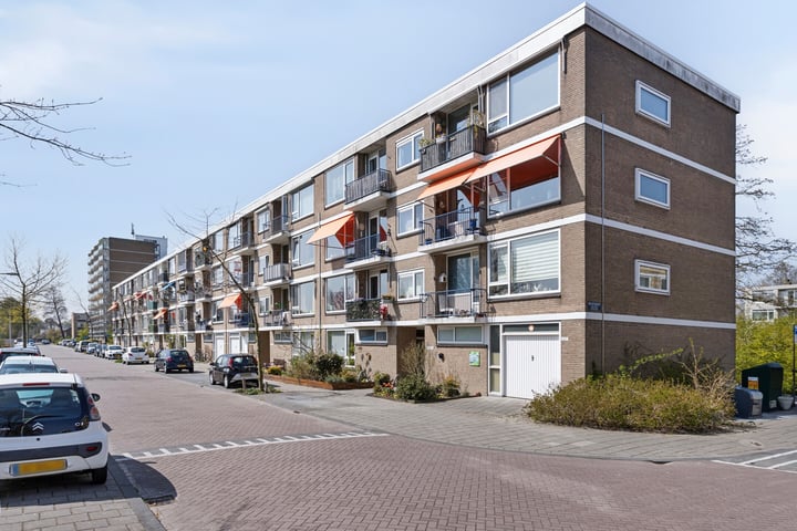 Frans Halsplantsoen 165 in Voorschoten foto
