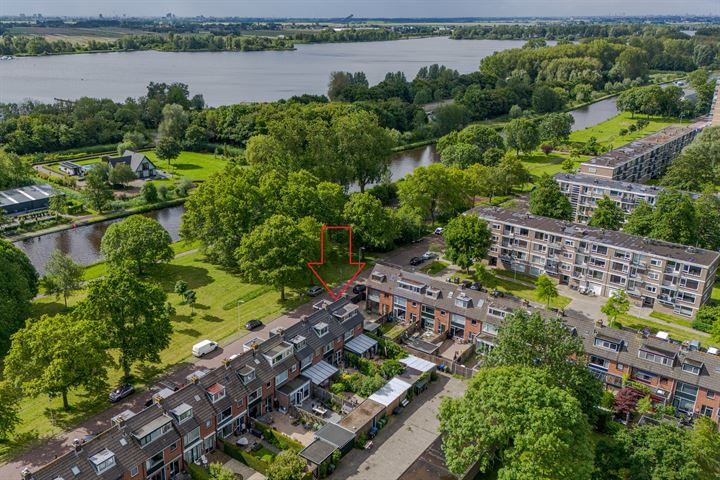 Frans Halsplantsoen 183 in Voorschoten foto
