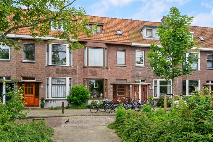 Frans Halsplein 17 in Schiedam foto
