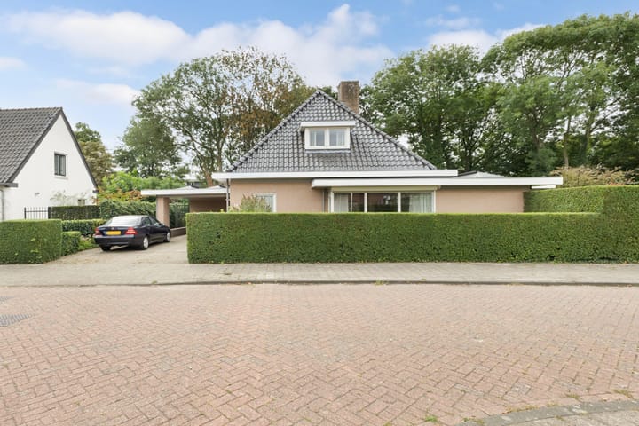 Frans Laarmansstraat 14 in Oosterhout foto