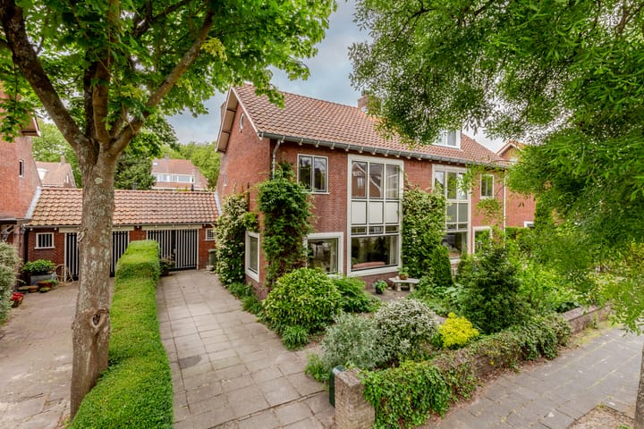 Frans Lisztlaan 22 in Heemstede foto