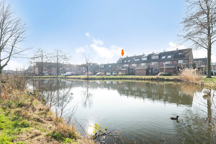 Frans Naereboutrede 15 in Capelle aan den IJssel foto