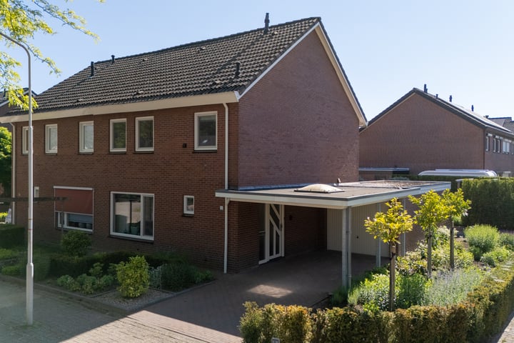 Frans Roesstraat 18 in Gaanderen foto