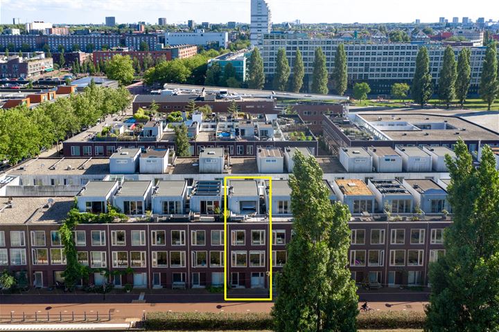 Fred Petterbaan 17 in Amsterdam foto