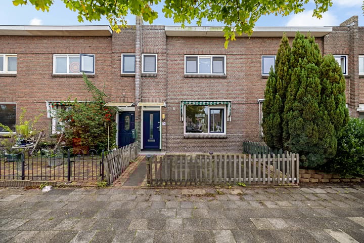 Frederik Hendrikstraat 86 in Sneek foto
