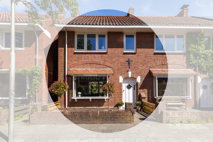 Frederik Ruyschstraat 20 in Leeuwarden foto
