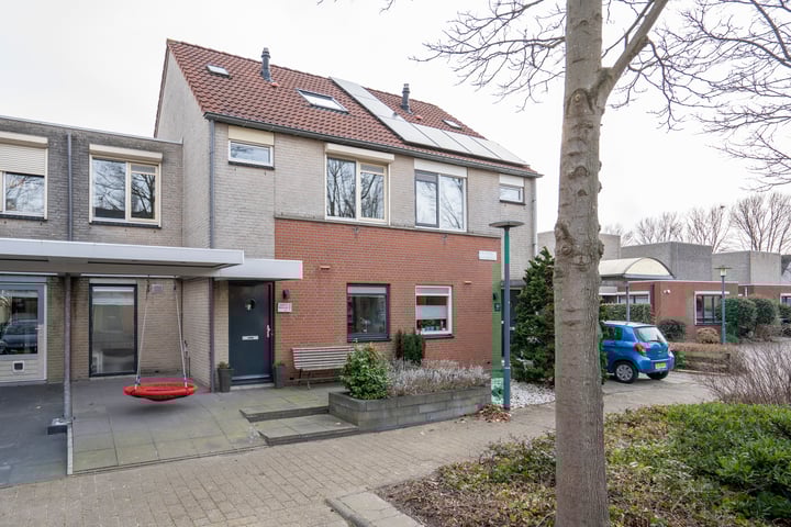 Frederik van Eedenstraat 24 in Gorinchem foto
