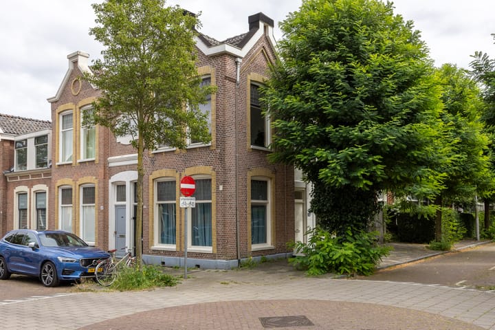 Frederikstraat 27 in Groningen foto