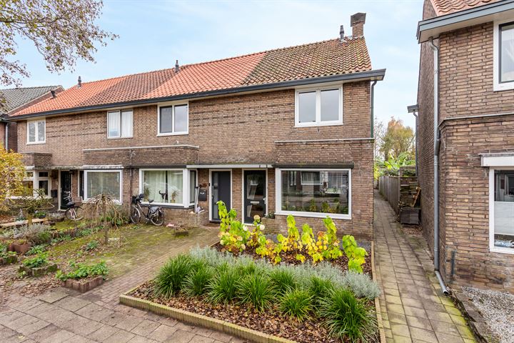 Frederikstraat 53 in Hengelo foto
