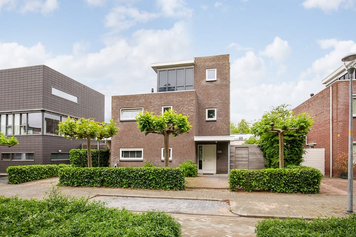 Frederiksveld 4 in Nieuw-Vennep foto