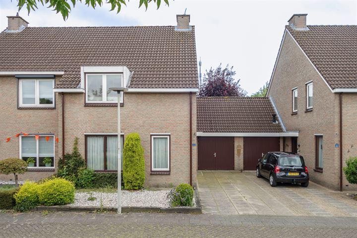 Frieslandstraat 22 in Deurne foto
