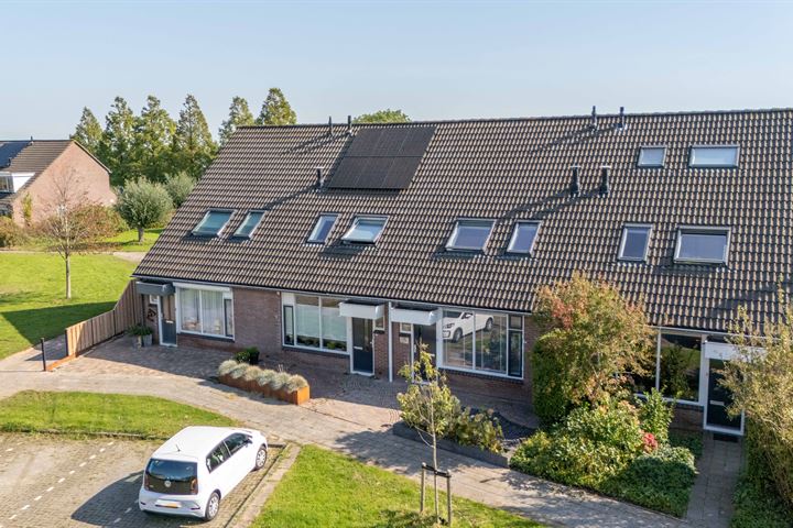 Friezenburg 135 in Bolsward foto