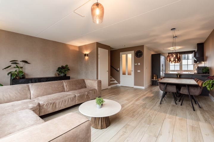 Frits Zernikestraat 33 in Almere foto
