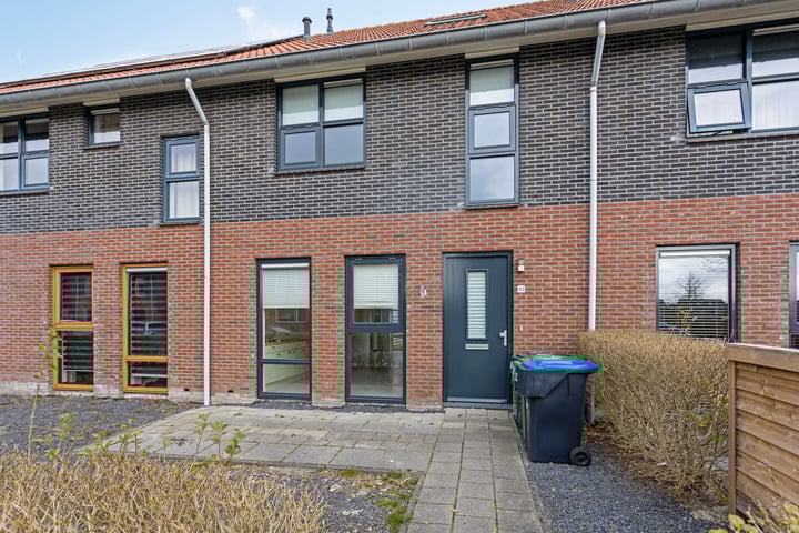 Frouwesân 122 in Leeuwarden foto