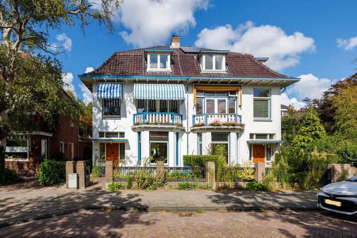 Fruinlaan 14 in Leiden foto
