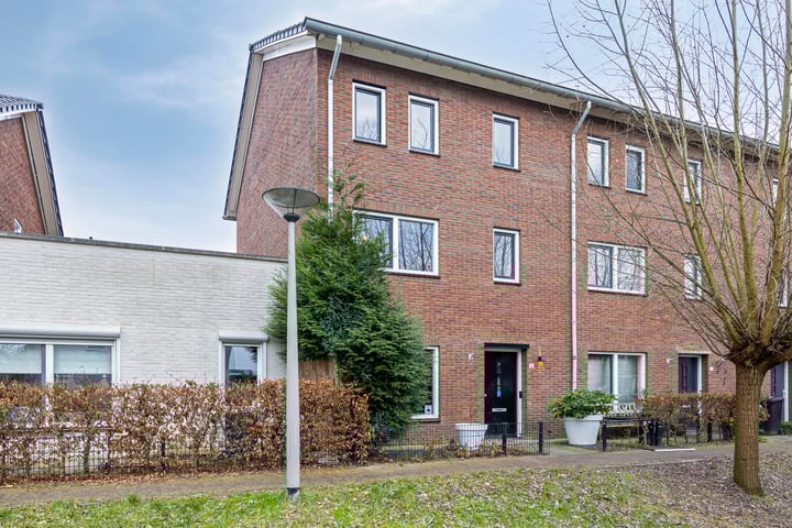 Fruittelerserf 16 in Arnhem foto