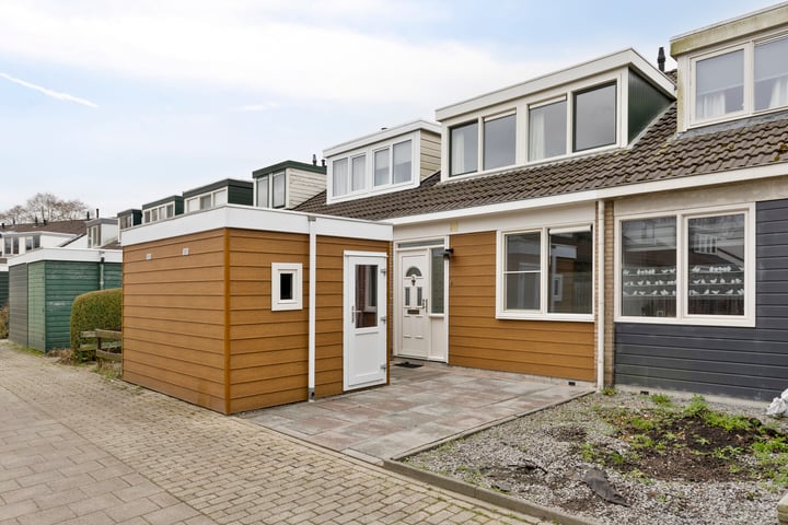 Fultsemaheerd 24f in Groningen foto