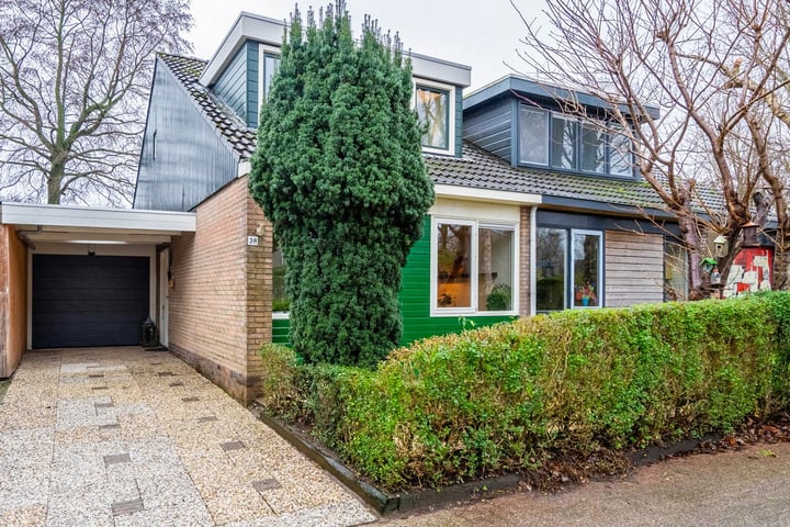 Fultsemaheerd 38 in Groningen foto