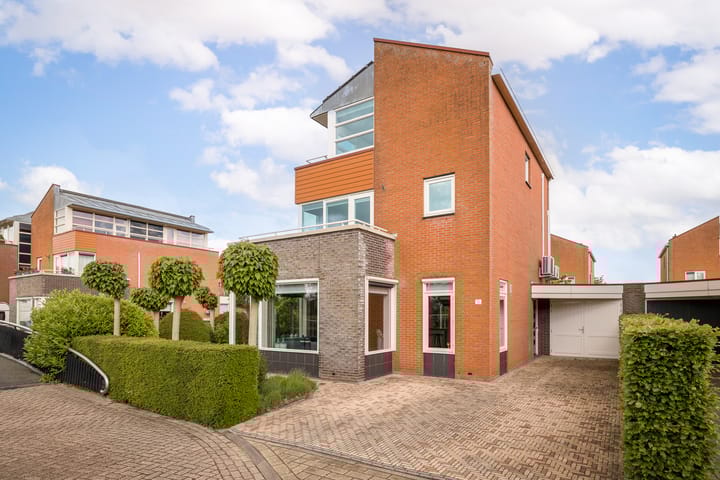 Fuut 38 in Grootebroek foto