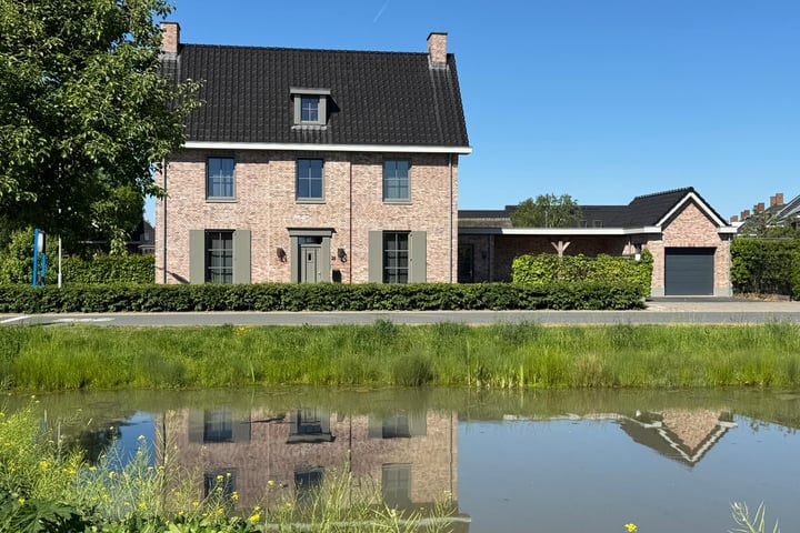 G J Brenkmanlaan 38 in Kesteren