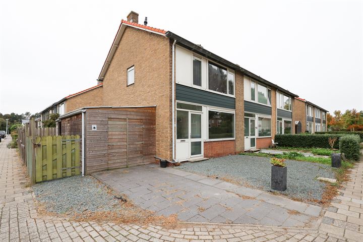 G v Voorneweg 14 in Oostvoorne foto