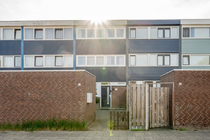 Ganzendiep 19 in Lelystad foto