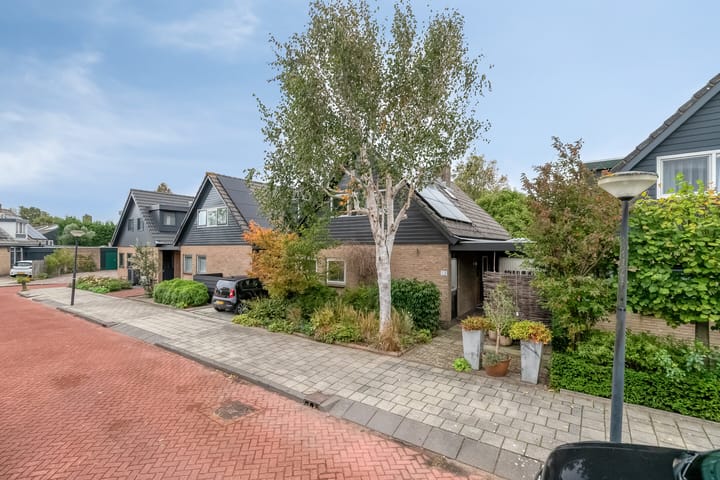 Ganzenhof 13 in Ouderkerk aan den IJssel foto