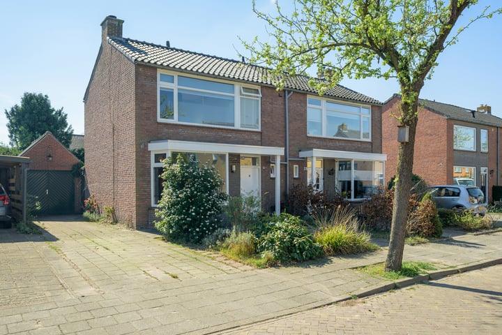 Gareelstraat 30 in Ulvenhout foto