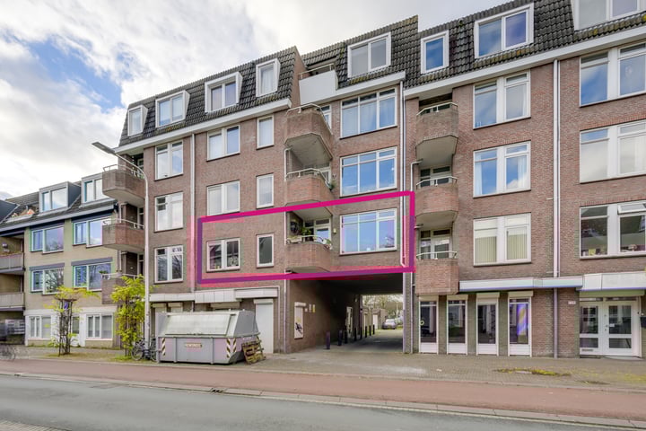 Gasthuisring 1-10 in Tilburg foto