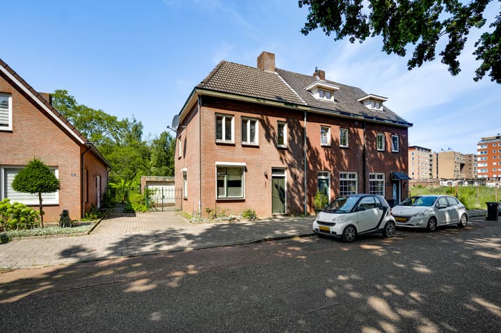 Gebroek 18 in Roermond foto