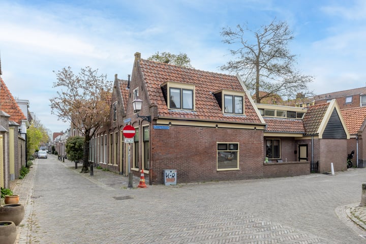 Gedempte Appelhaven 8 in Hoorn