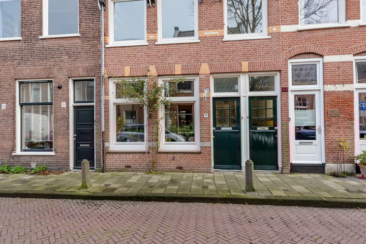 Gedempte Voldersgracht 45-ZW in Haarlem