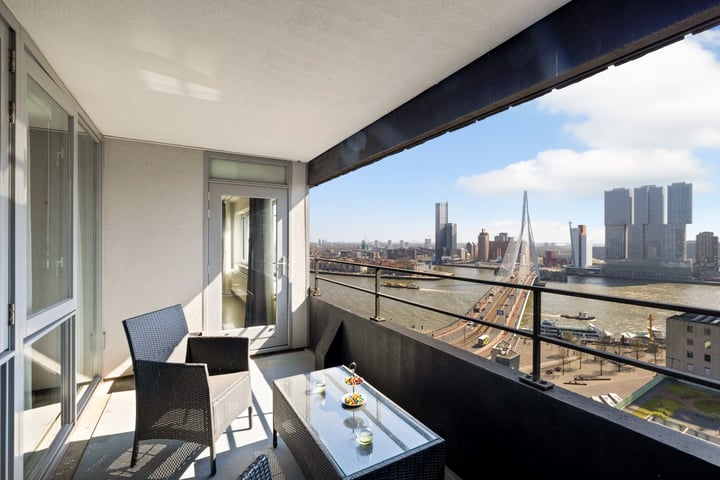 Gedempte Zalmhaven 603 in Rotterdam foto