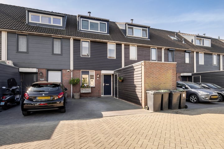 Geelgieterhof 5 in Schiedam foto