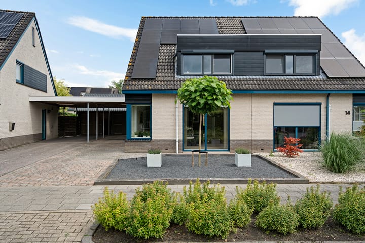 Geelsterlaan 16 in Peize foto
