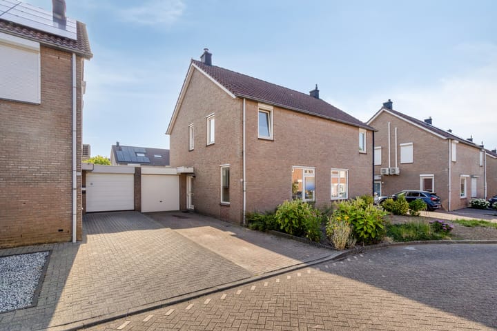 Geentstraat 60 in Born