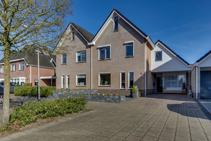 Geerdinkserf 10 in Dalfsen foto