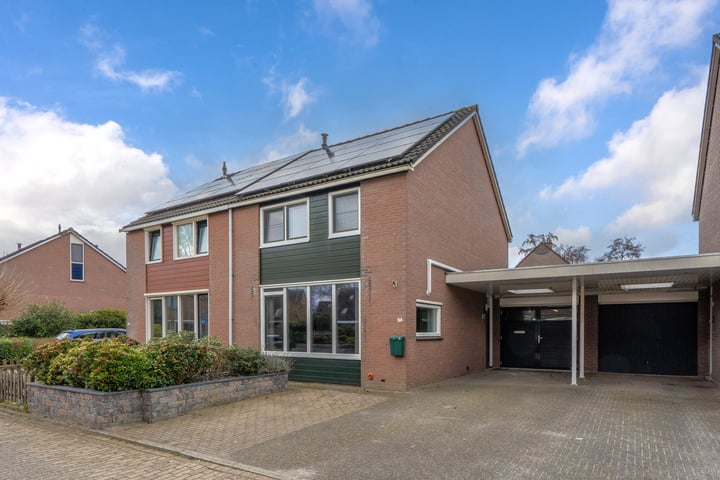 Geerlanden 15 in Assen foto