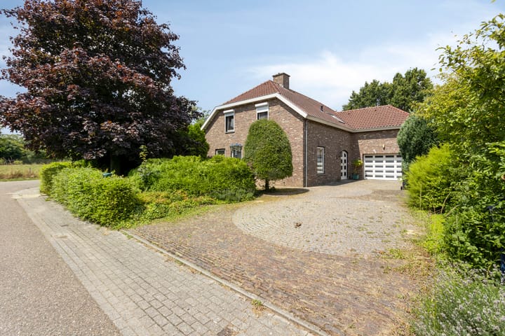 Geerweien 1 in Merkelbeek foto