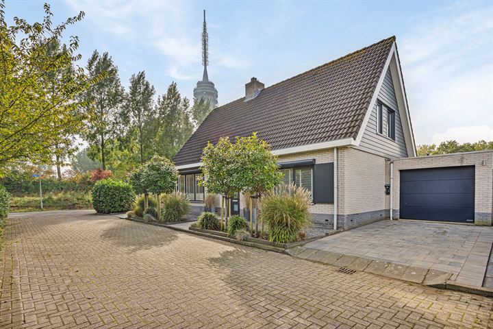 Geldeloozehof 2 in Goes foto