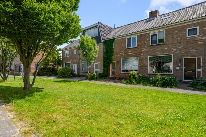 Gele Lisstraat 66 in Wormer