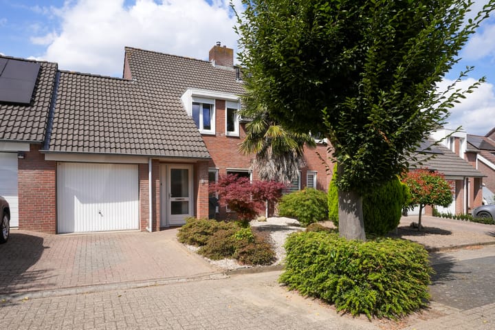 Gendorp 6 in Beek foto