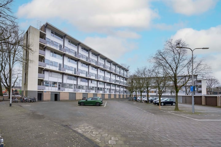 Generaal Barberstraat 105 in Tilburg foto