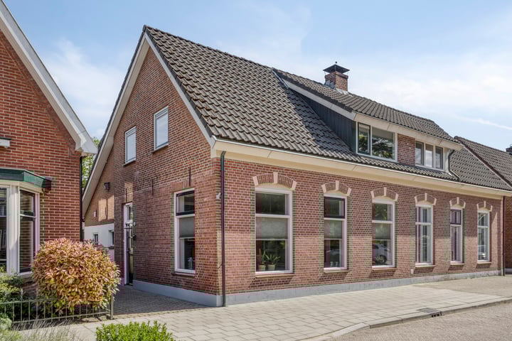 Generaal Berenschotweg 20 in Winterswijk foto
