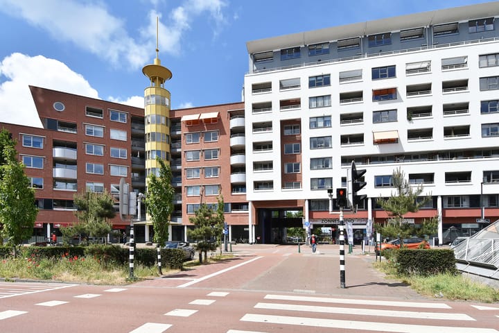 Generaal Eisenhowerplein 124 in Rijswijk foto