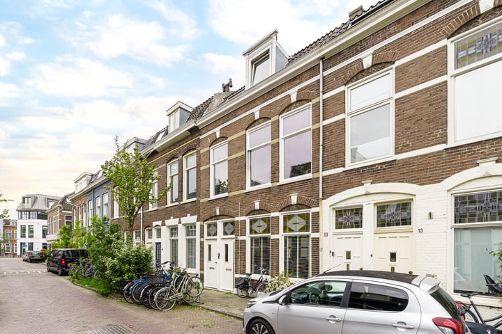 Generaal Joubertstraat 11A in Haarlem foto