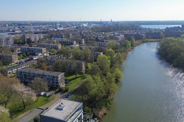 Generaal S.H. Spoorstraat 233 in Dordrecht foto