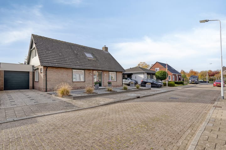 Generaal Sikorskistraat 14 in Axel