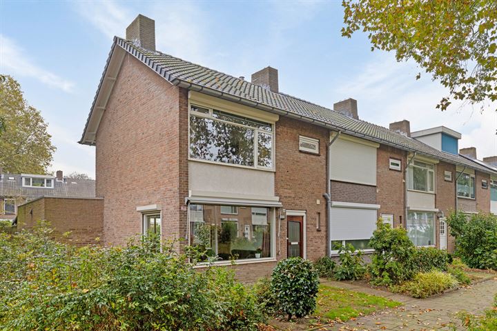 Generaal van Dedemlaan 40 in Eindhoven foto